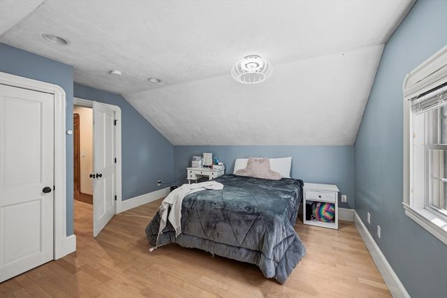 16 Hazen Ave, Haverhill, MA 01830