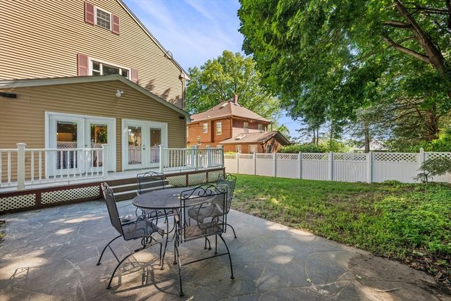 16 Hazen Ave, Haverhill, MA 01830