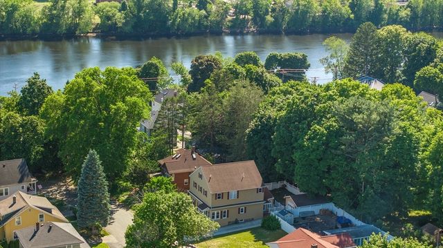16 Hazen Ave, Haverhill, MA 01830