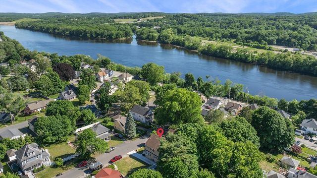 16 Hazen Ave, Haverhill, MA 01830
