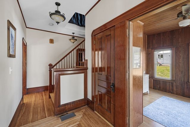 16 Hazen Ave, Haverhill, MA 01830