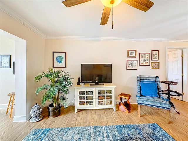 6570 Royal Palm Boulevard 312, Margate, FL 33063