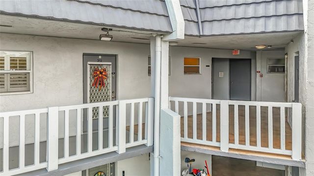 6570 Royal Palm Boulevard 312, Margate, FL 33063