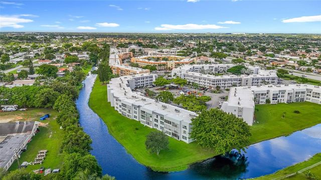 6570 Royal Palm Boulevard 312, Margate, FL 33063