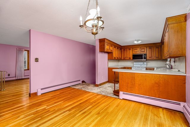 30 Scotland Avenue, Salem, NH 03079