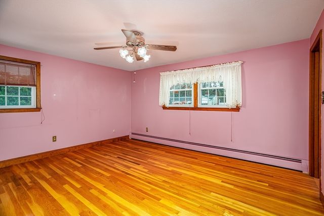 30 Scotland Avenue, Salem, NH 03079