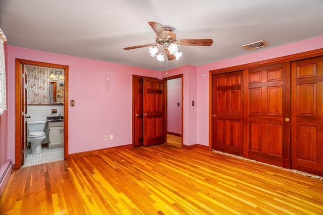 30 Scotland Avenue, Salem, NH 03079