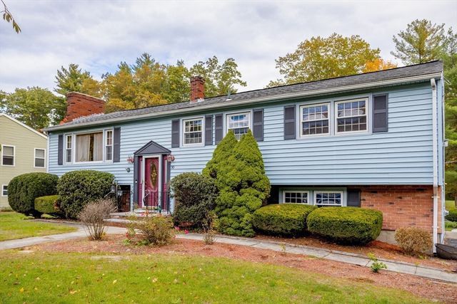 30 Scotland Avenue, Salem, NH 03079