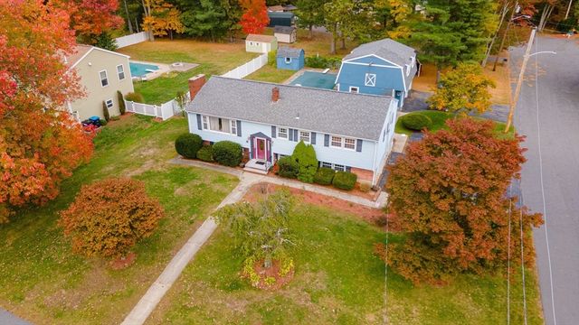 30 Scotland Avenue, Salem, NH 03079