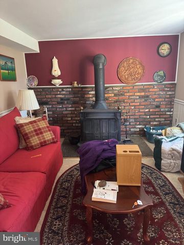 15 ESTATE RD, Pemberton, NJ 08068