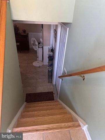 15 ESTATE RD, Pemberton, NJ 08068