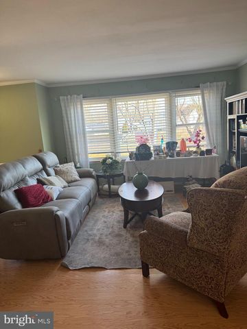 15 ESTATE RD, Pemberton, NJ 08068