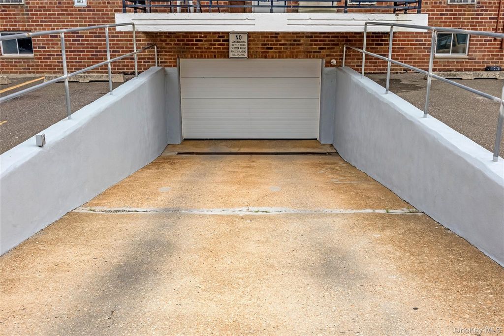 100 Randall Avenue 3D, Freeport, NY 11520 — photo 4