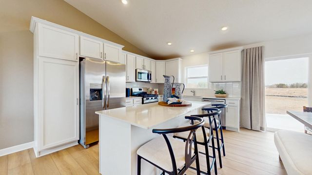 26669 8th Street W, Zimmerman, MN 55398