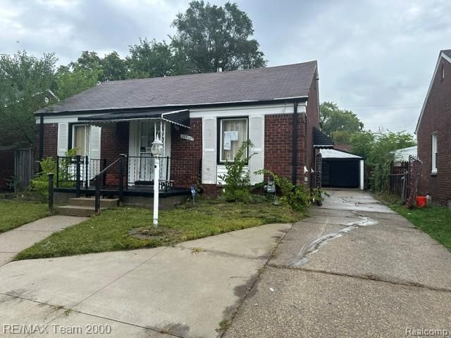 17312 Saint Marys Street, Detroit, MI 48235