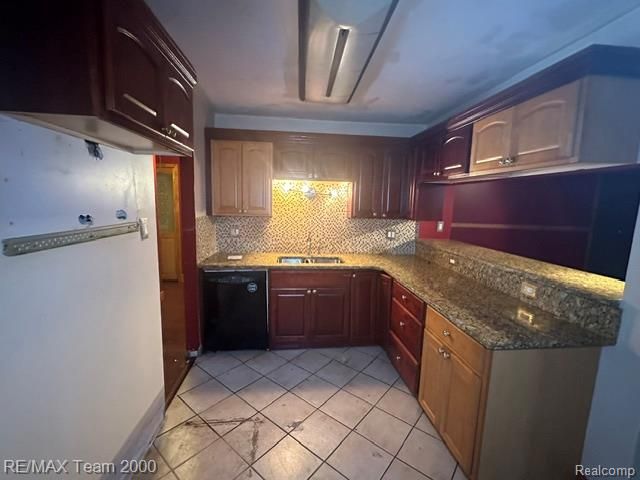 17312 Saint Marys Street, Detroit, MI 48235