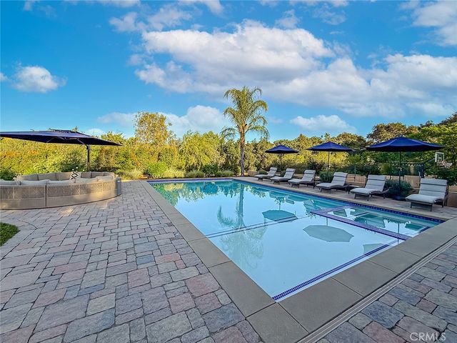 28080 Balkins, Agoura Hills, CA 91301