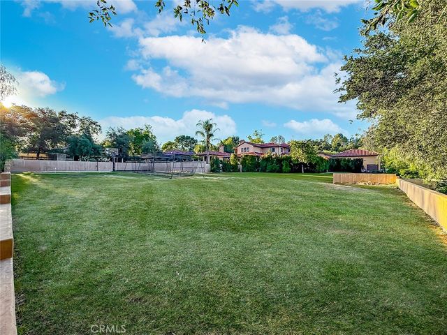 28080 Balkins, Agoura Hills, CA 91301