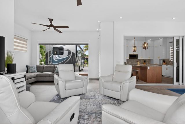 633 N Cortez Drive 633, Margate, FL 33068