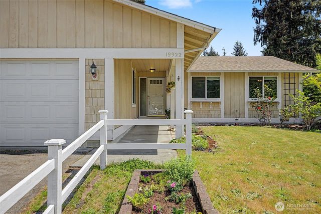19922 Dayton Avenue N, Shoreline, WA 98133