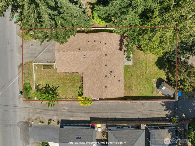 19922 Dayton Avenue N, Shoreline, WA 98133