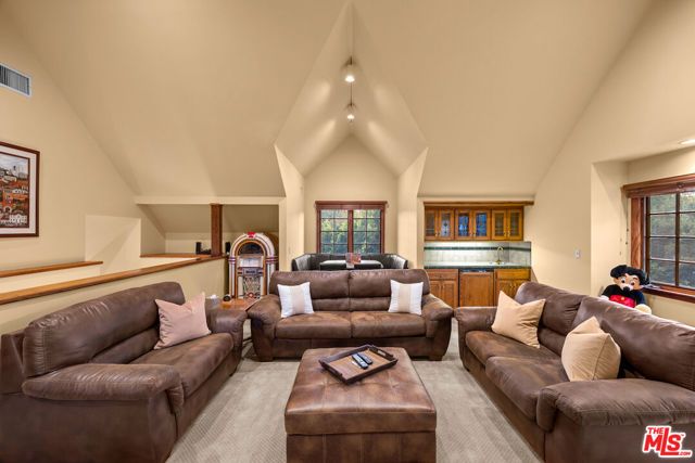 4432 Libbit Avenue, Encino (los Angeles), CA 91436