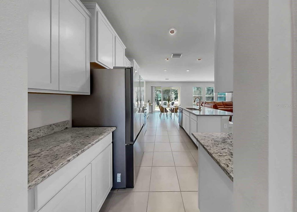 Image 11 of property listing at 16454 WOODSIDE GLEN, Parrish, FL 34219