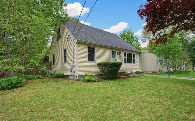 65 Burden Ave., North Attleboro, MA 02763