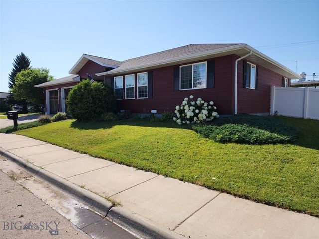 3716 Fairway Drive, Great Falls, MT 59401