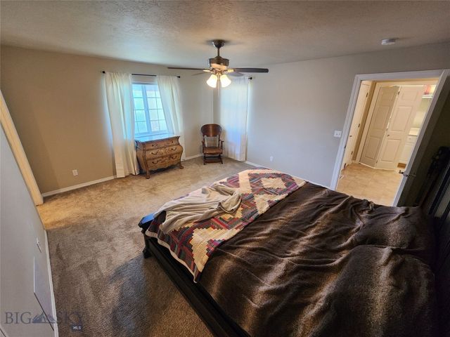 3716 Fairway Drive, Great Falls, MT 59401