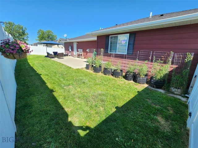 3716 Fairway Drive, Great Falls, MT 59401