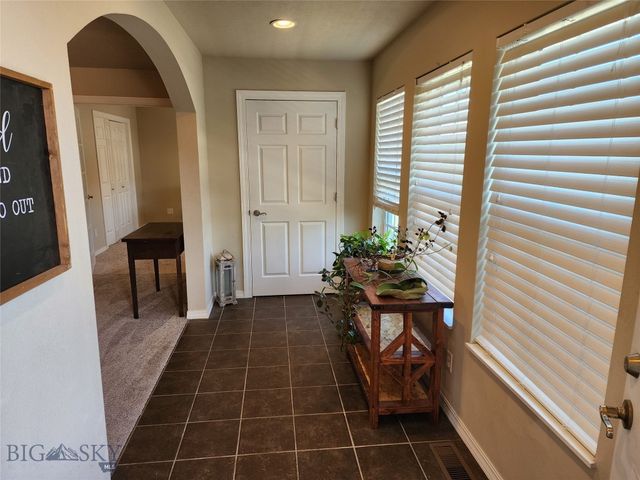 3716 Fairway Drive, Great Falls, MT 59401