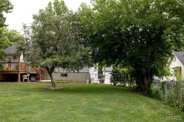 33 Royal Oaks Drive, O'fallon, MO 63366