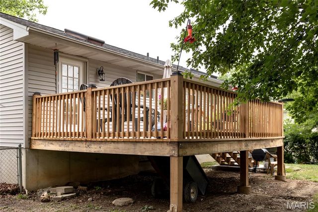 33 Royal Oaks Drive, O'fallon, MO 63366