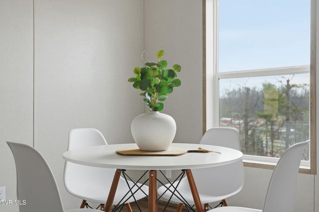 1409 Ben Gamble Road, Jonesborough, TN 37659