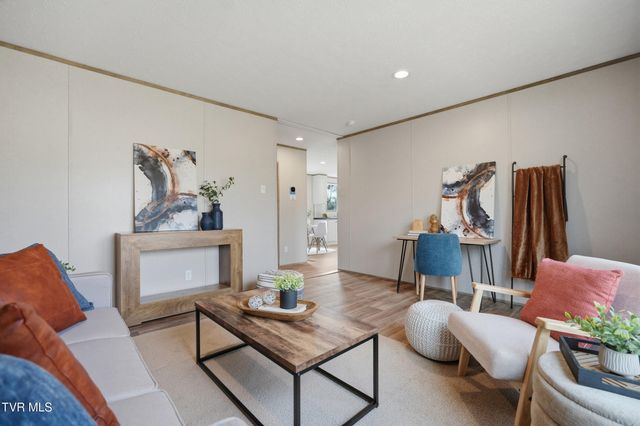 1409 Ben Gamble Road, Jonesborough, TN 37659