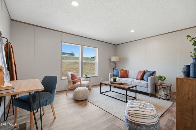 1409 Ben Gamble Road, Jonesborough, TN 37659