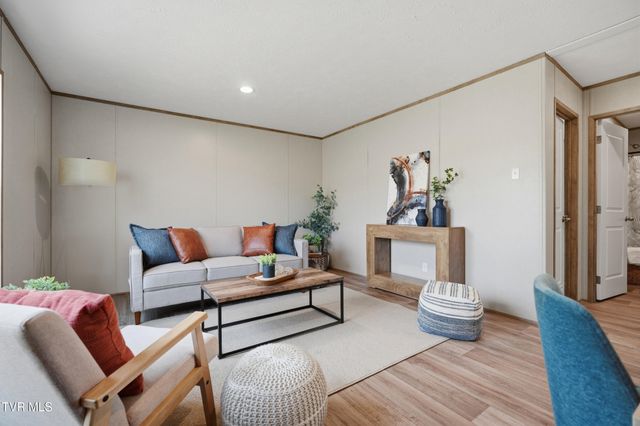 1409 Ben Gamble Road, Jonesborough, TN 37659