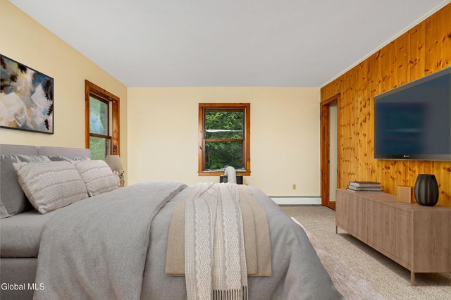 13 Taylor Woods Road, Fort Ann, NY 12827