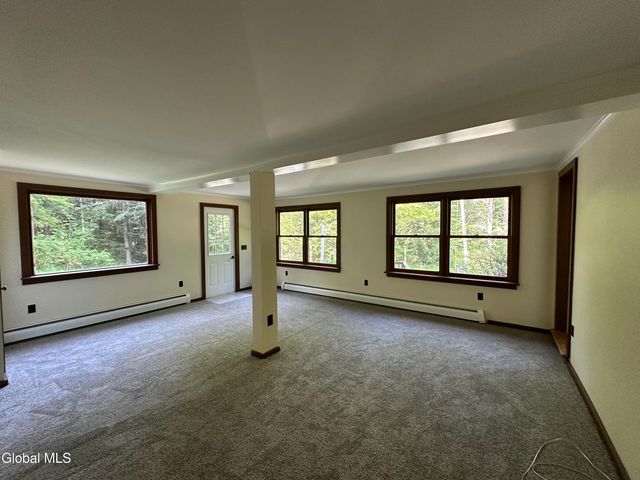 13 Taylor Woods Road, Fort Ann, NY 12827