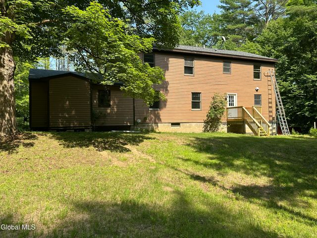 13 Taylor Woods Road, Fort Ann, NY 12827
