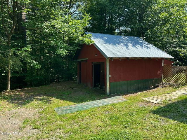 13 Taylor Woods Road, Fort Ann, NY 12827