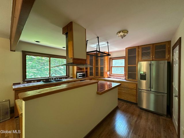 13 Taylor Woods Road, Fort Ann, NY 12827