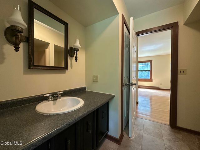 13 Taylor Woods Road, Fort Ann, NY 12827