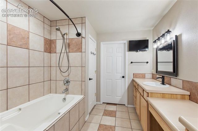 960 Ponderosa Way B, Woodland Park, CO 80863