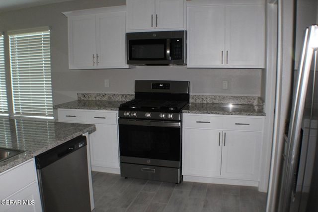 1014 Rebecca Way, Socorro, TX 79927