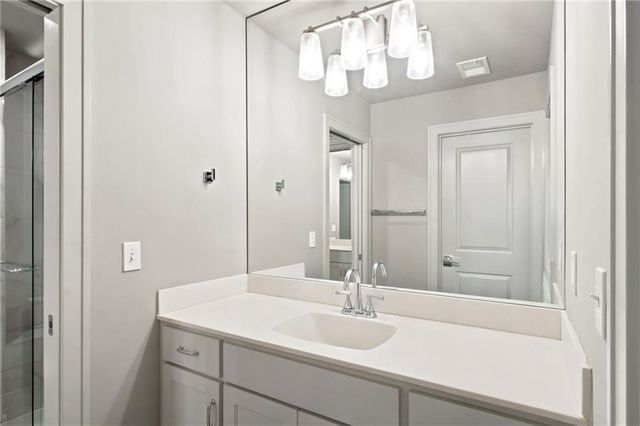 3211 NE 102nd Terrace, Kansas City, MO 64155