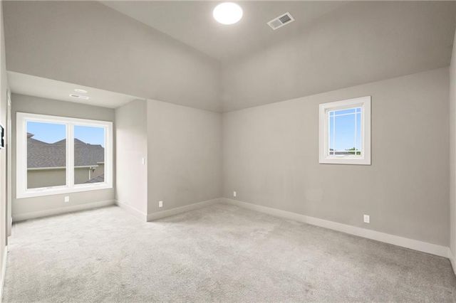 3211 NE 102nd Terrace, Kansas City, MO 64155