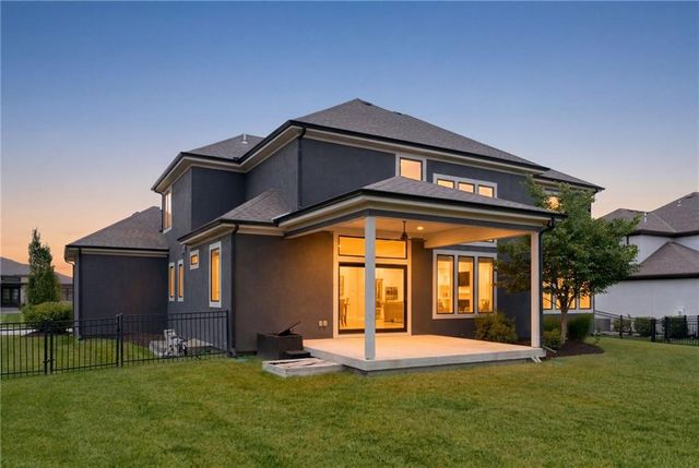 3211 NE 102nd Terrace, Kansas City, MO 64155