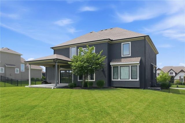3211 NE 102nd Terrace, Kansas City, MO 64155